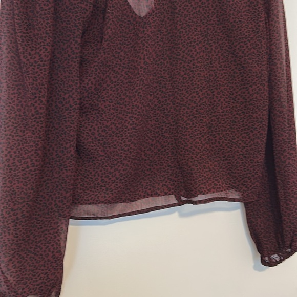 Abercrombie & Fitch Sheer Maroon Leopard Print Top, Small - Picture 9 of 11